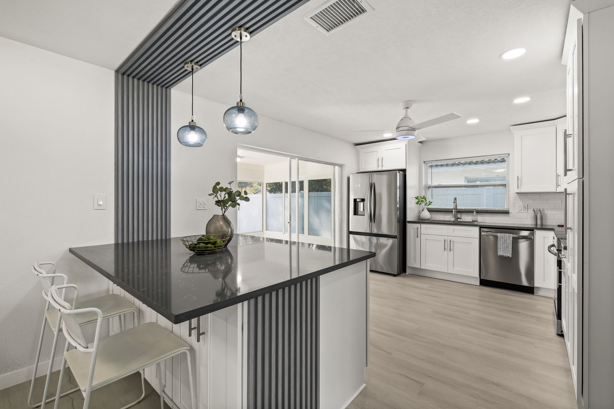 15-web-or-mls-2451 Rutland Ln-29
