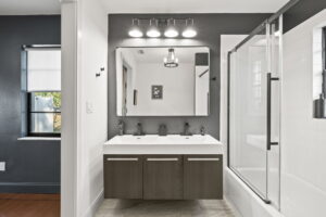 27-web-or-mls-4318 S Renellie Dr-25